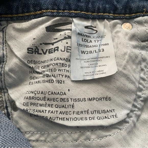 Silver Jeans Lola 17” Straight Distressed Bootcut - Picture 4 of 9